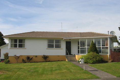 Photo of property in 2 Minerva Place, Sunnybrook, Rotorua, 3015