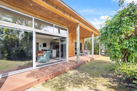 Photo of property in 20 Hinerangi Place, Kuratau, Turangi, 3381