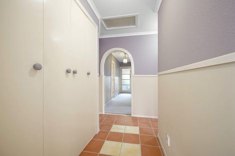 Photo of property in 27 Metcalfe Road, Ranui, Auckland, 0612