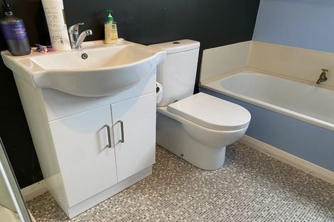 Photo of property in 62 Bledisloe Crescent, Wainuiomata, Lower Hutt, 5014