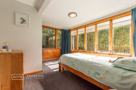 Photo of property in 5 Elmslie Road, Pinehaven, Upper Hutt, 5019
