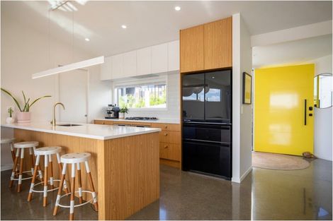 Photo of property in 17 Maataitai Road, Raglan, 3225