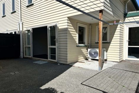 Photo of property in 33 Austin Street, Sydenham, Christchurch, 8023