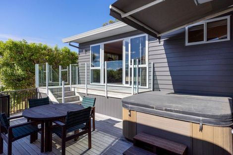 Photo of property in 164 Mapara Road, Acacia Bay, Taupo, 3385