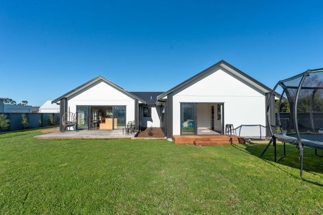 Photo of property in 17c Madison Street, Carterton, 5713