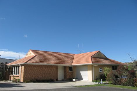 Photo of property in 24 Mamaku Rise, Welcome Bay, Tauranga, 3112