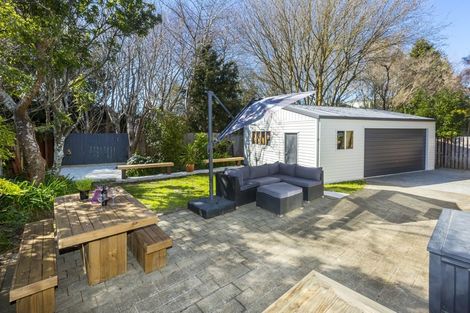 Photo of property in 43 Burns Grove, Trentham, Upper Hutt, 5018