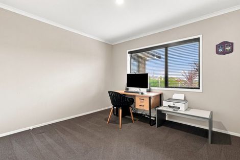 Photo of property in 2 Flavell Drive, Orewa, 0931