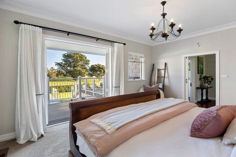 Photo of property in 162 Oceanbeach Road, Mount Maunganui, 3116