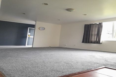 Photo of property in 3/3 Etherton Drive, Weymouth, Auckland, 2103