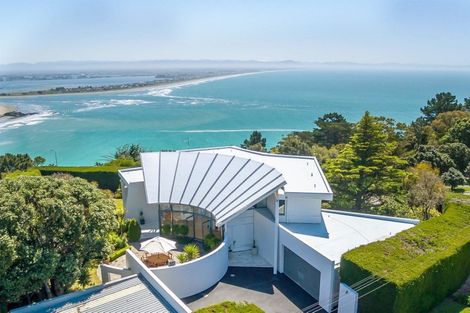 Photo of property in 142 Scarborough Road, Scarborough, Christchurch, 8081