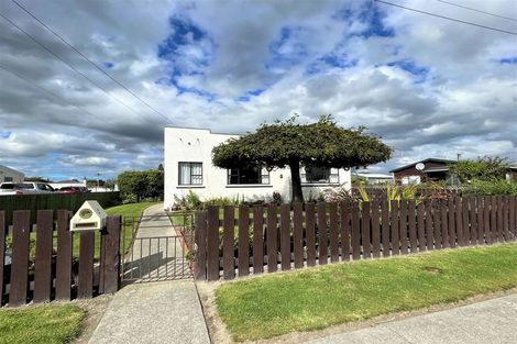 Photo of property in 47 Renfrew Street, Balclutha, 9230