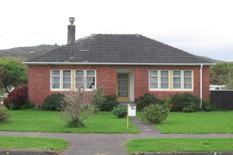 Photo of property in 42 Compton Crescent, Taita, Lower Hutt, 5011