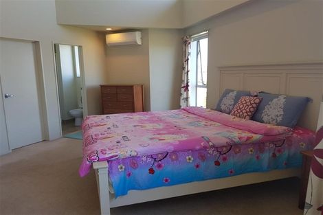 Photo of property in 3/1 Gracechurch Drive, Flat Bush, Auckland, 2016