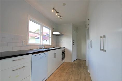 Photo of property in 27 Birdwood Road, Pukekohe, 2120