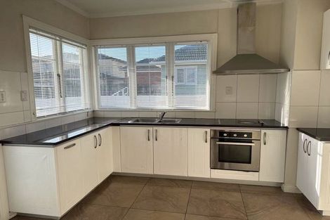 Photo of property in 57 Hayr Road, Three Kings, Auckland, 1042