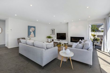 Photo of property in 89 Woburn Road, Woburn, Lower Hutt, 5010