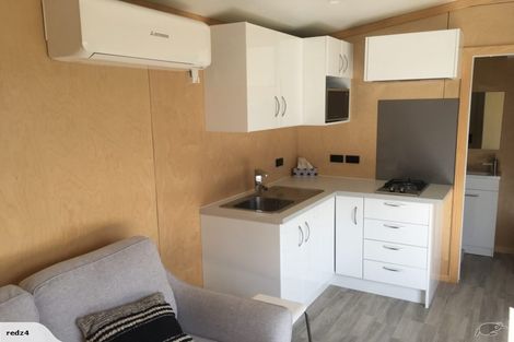 Photo of property in 1 John Dee Crescent, Red Beach, 0932