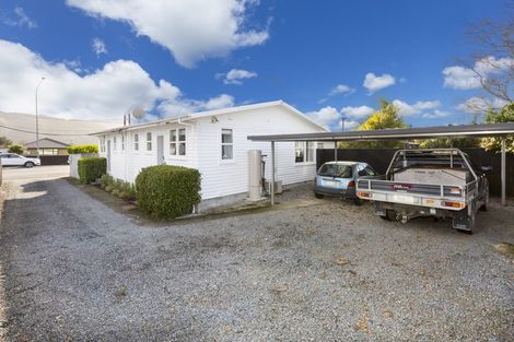 Photo of property in 2/504 Fergusson Drive, Trentham, Upper Hutt, 5018