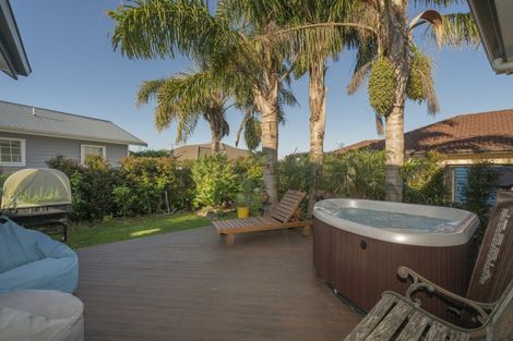 Photo of property in 8 Sara Way, Whitianga, 3510