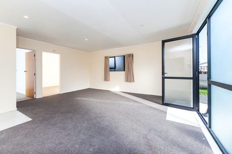 Photo of property in 2/107 Russell Road, Manurewa, Auckland, 2102