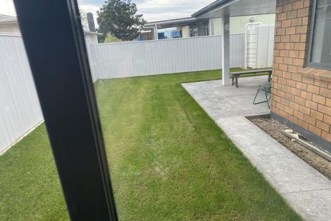 Photo of property in 2a Weber Place, Roslyn, Palmerston North, 4414