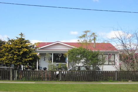 Photo of property in 99 College Road, Edgecumbe, 3120