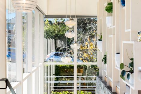 Photo of property in 15 Jaemont Avenue, Te Atatu South, Auckland, 0610