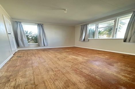 Photo of property in 3 Maurice Street, Papakura, 2110