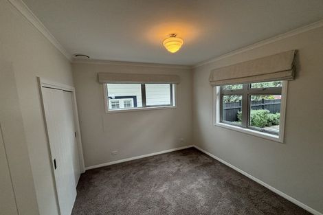 Photo of property in 38 Oroua Street, Eastbourne, Lower Hutt, 5013