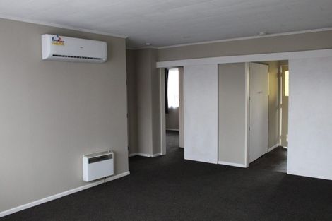 Photo of property in 17 Limbrick Street, Terrace End, Palmerston North, 4410