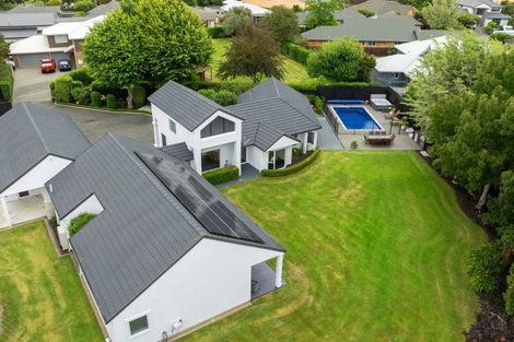 Photo of property in 52 Regent's Park Drive, Casebrook, Christchurch, 8051