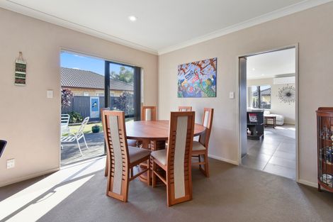 Photo of property in 43 Turnberry Drive, Wattle Downs, Auckland, 2103