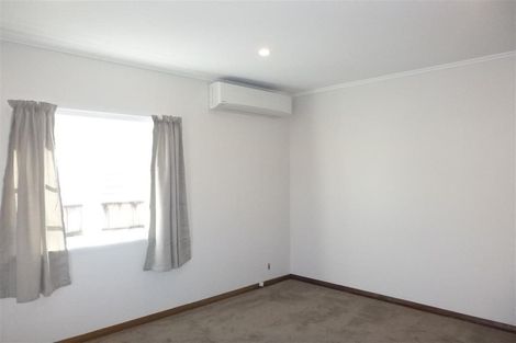 Photo of property in 52 Bell Road, Waiwhetu, Lower Hutt, 5010