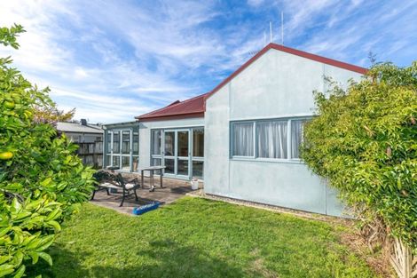 Photo of property in 55 Vardon Road, St Andrews, Hamilton, 3200