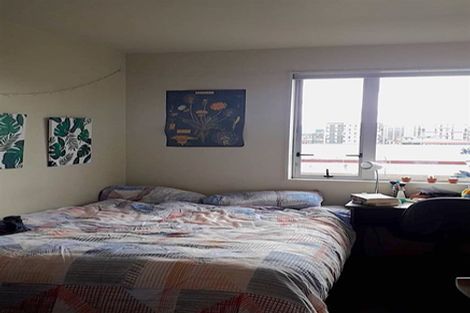 Photo of property in Cube Apartments, 5i/242 Taranaki Street, Mount Cook, Wellington, 6011