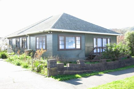 Photo of property in 6 Short Street, Wainuiomata, Lower Hutt, 5014