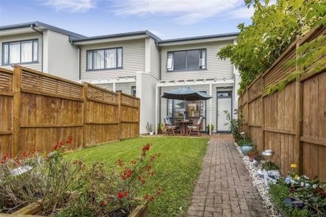 Photo of property in 36/2 Armoy Drive, East Tamaki, Auckland, 2016