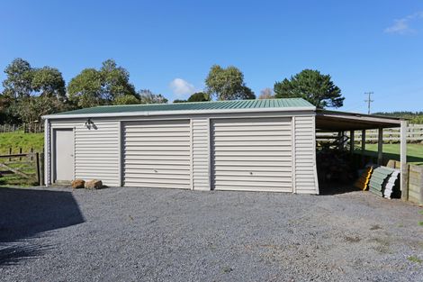 Photo of property in 110 Reid Road, Glenbrook, Waiuku, 2681