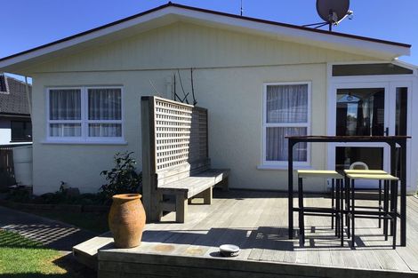 Photo of property in 2/1 Titoki Street, Stoke, Nelson, 7011