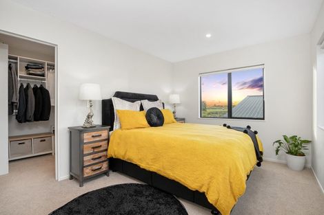 Photo of property in 39 Kabardin Street, Karaka, Papakura, 2113
