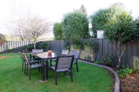 Photo of property in 11 Melville Avenue, Milton, 9220