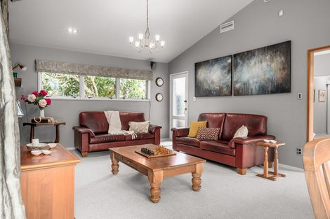 Photo of property in 6 Marnane Terrace, St Andrews, Hamilton, 3200