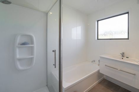 Photo of property in 2 Highland Drive, Pukete, Hamilton, 3200