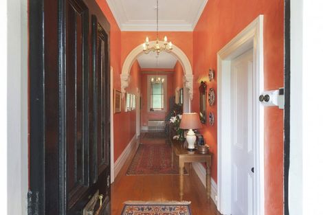 Photo of property in 86 Colombo Street, Beckenham, Christchurch, 8023