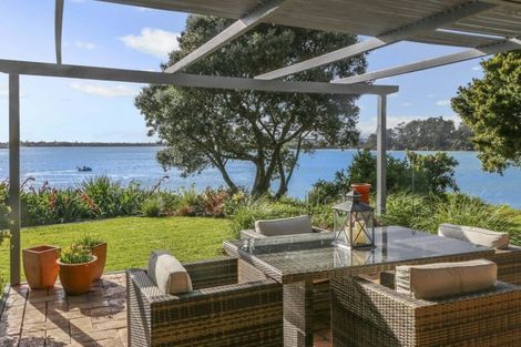 Photo of property in 2/203 Oakland Road, Karaka, Papakura, 2580