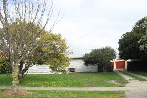 Photo of property in 2 Memorial Park Avenue, Haumoana, 4102