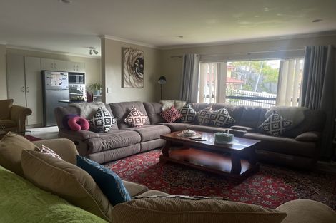 Photo of property in 12 Exotic Place, Massey, Auckland, 0614