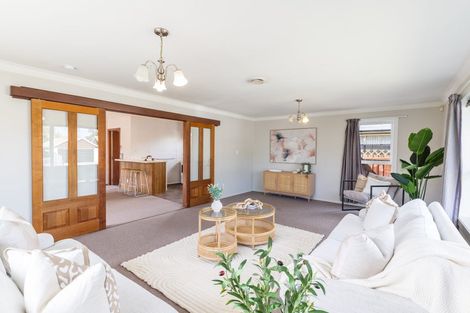 Photo of property in 36 Jenkins Avenue, Redwood, Christchurch, 8051