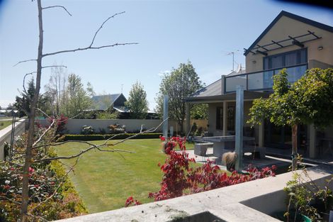 Photo of property in 27 Braemar Place, Twizel, 7901